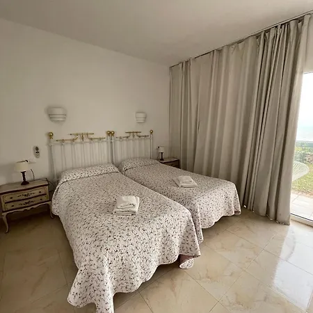 Lägenhet La Roca Rental, A Pie De Playa