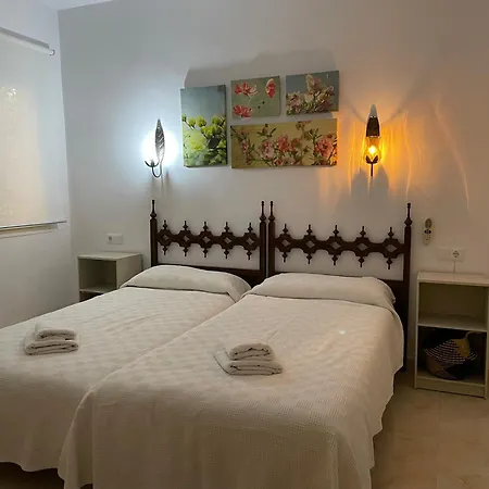 La Roca Rental, A Pie De Playa Διαμέρισμα Τορρεμολίνος