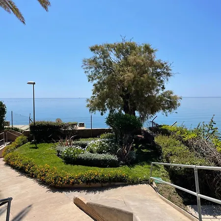 Apartamento La Roca Rental, A Pie De Playa *